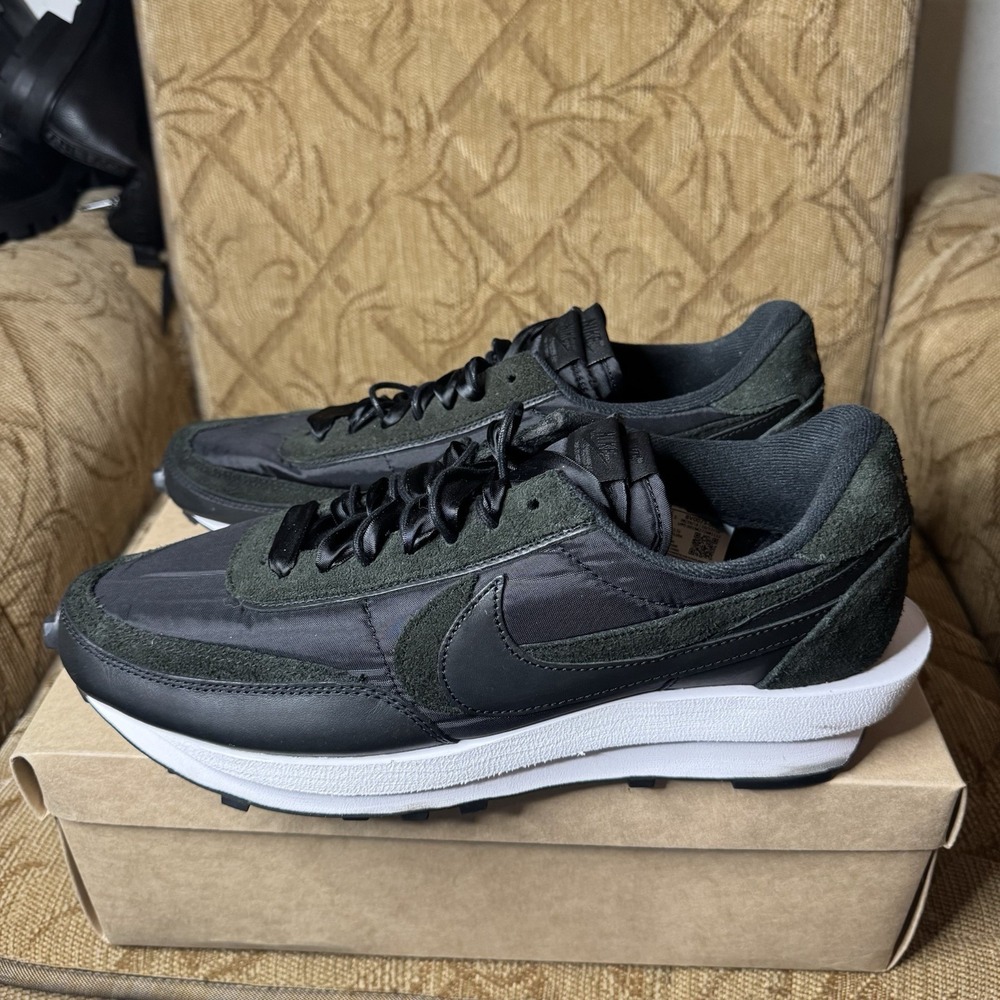 Nike sacai x LDWaffle Black Nylon Athletic Sneaker M 13 Super Clean No box